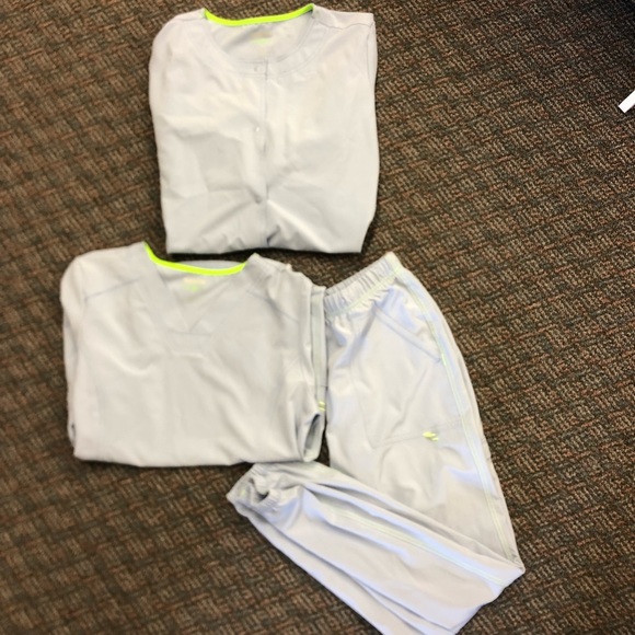 Scrubstar long sleeve snap front scrub jacket - Picture 5 of 6